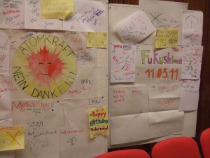 5月11日原発小説会場内のポスター