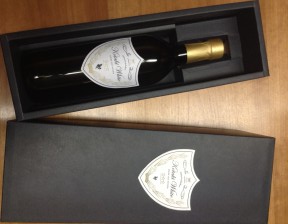 おしゃれな包装の「KOTAKI WHITE」