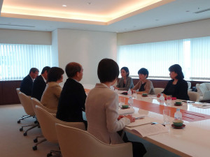 美しさに犠牲はいらないキャンペーン実行委員会と花王グループ役員との意見交換の様子(提供:美しさに犠牲はいらないキャンペーン実行委員会)
