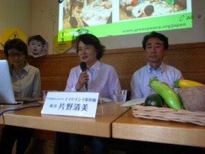 エイビイシイ保育園の片野清美園長（中央）＝７日、都内で