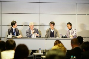 シンポジウム。左から深堀氏、ヤング氏、長谷川氏、蛭間氏