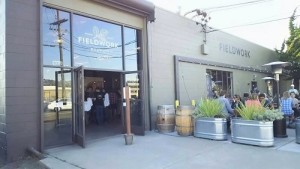 Berkeley CAにあるブルワリーパブ(筆者撮影:2016年 6月11日)