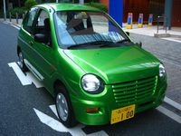 既存車利用の電気自動車が公開
