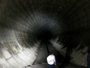 都心守る「水の守護神」、環七の巨大貯水池
