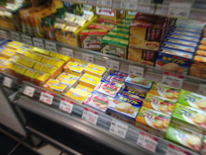 バター値上げの背景に、農水省の「白モノ利権」