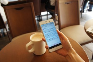 アプリで音を文字化、聴覚障がい者向けサービスが拡大