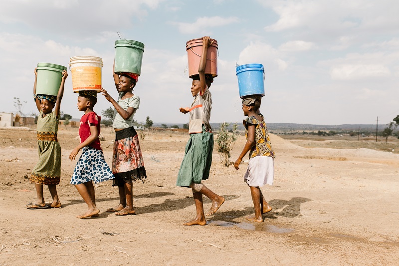 世界の8億人が清潔な水を利用できず――国際NGO報告 - オルタナ