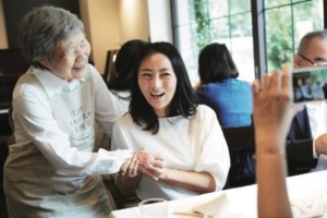 寛容さ伝える「注文をまちがえる料理店」