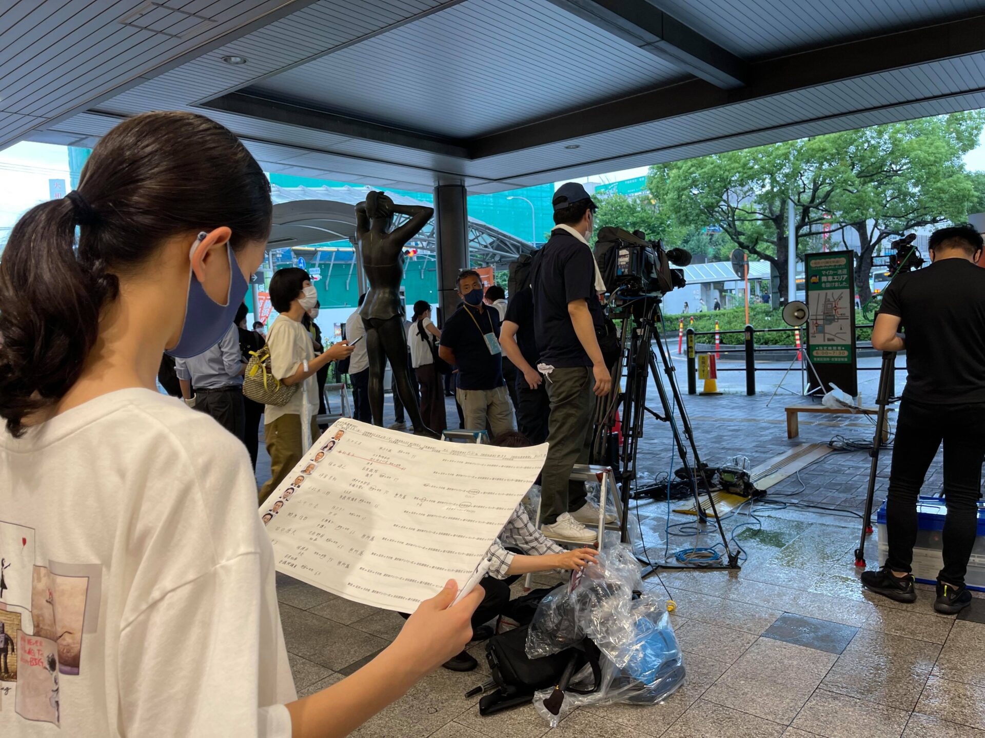 横浜市長選 中１生が全８候補者に 突撃取材 オルタナ