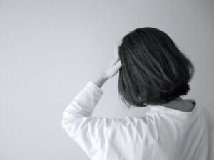 ヤングケアラーの「独り言」、顔文字で想いすくう