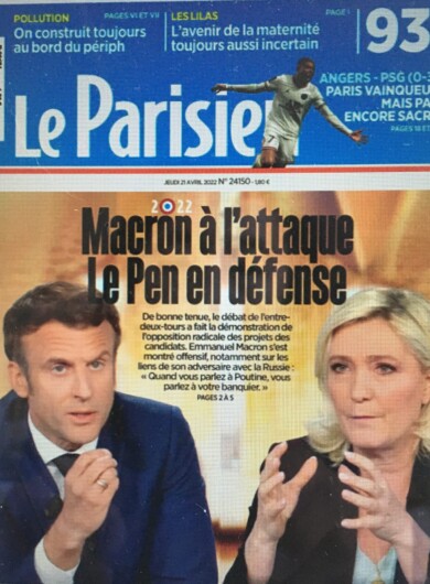 決選投票候補者のテレビ討論を伝える「ル・パリジャン」紙