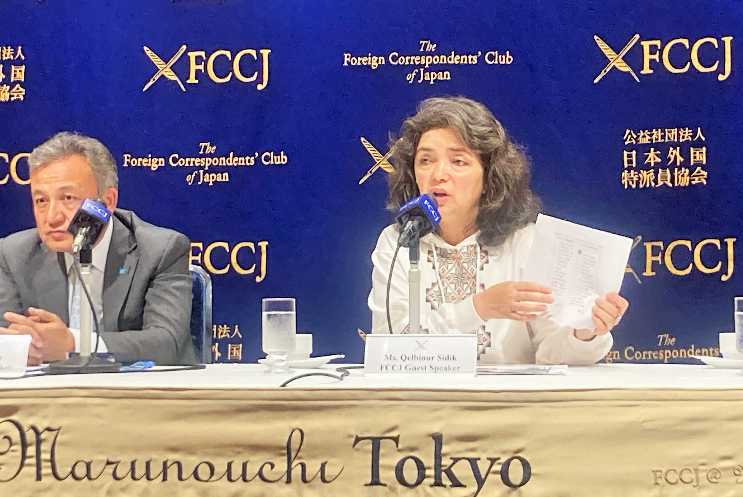 セルビア急進党トレーナー XL 民族主義 🔷🔷 シラ、2025シーズンも共に🤝 #白崎凌兵 @ryohei