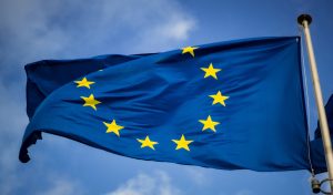 EUの再エネ目標が「30年42.5％」に、背景に脱ロシア