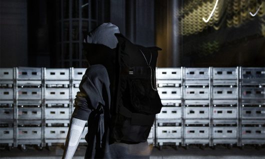 フライターグ、単一素材のみで循環型バックパック - オルタナ