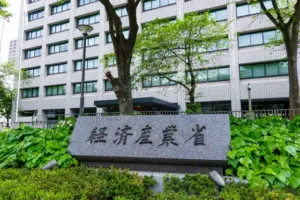 経産省「SX銘柄2025」にアシックスやKDDI、味の素など13社