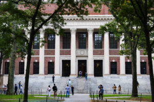 ハーバード大学、トランプ大統領の圧力にも揺らがず