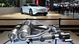 マツダがCO2回収装置の実証実験、排出ガス中のCO2を吸着へ