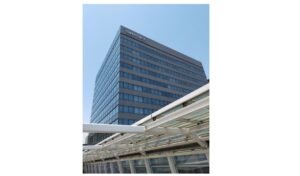 サントリー、賞与評価にサステナ指標: 全社員対象に