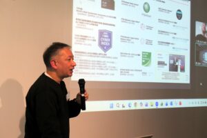 サステナ経営塾2025:[ SOMPOホールディングスのサステナ経営戦略] 市川アダム博康・SOMPOホールディングス・サステナブル経営推進部長