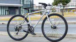 都市の移動が楽しくなる進化系クロスバイク