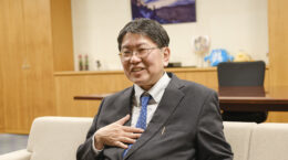 上田環境次官「複雑な政策より明確なワンワード」