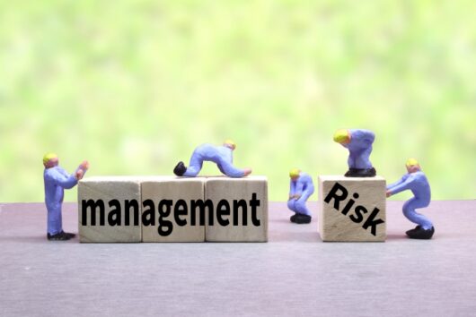 不確実な時代、リスク管理の核心は予測ではなく「適応力」に