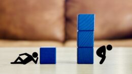 「ディファレント」を意識するとマテリアリティは唯一無二に