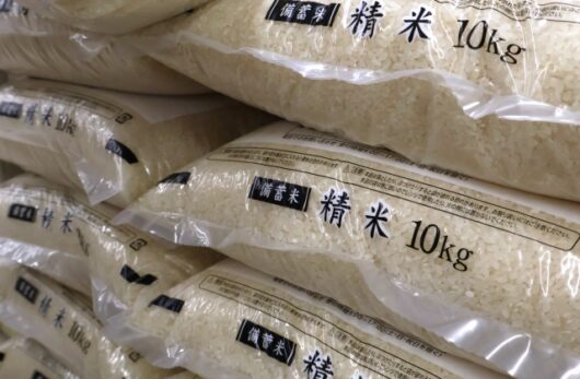 なぜ貴重なコメを精米後1カ月強で売り場から撤去するのか