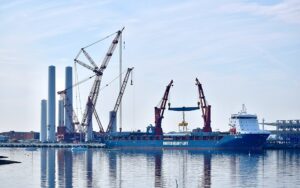 トランプ大統領、米東海岸の洋上風力５件をめぐる訴訟で全敗