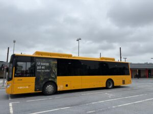 コペンハーゲンが市バスを100％電化、35年の「気候ポジティブ」目指す