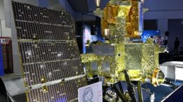 シャープ、竹中工務店、九大発ベンチャー: 宇宙産業に得意の技術で挑む