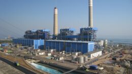 日本の海外向け化石燃料支援はG20最大: 世界のクリーンエネ重視に逆行